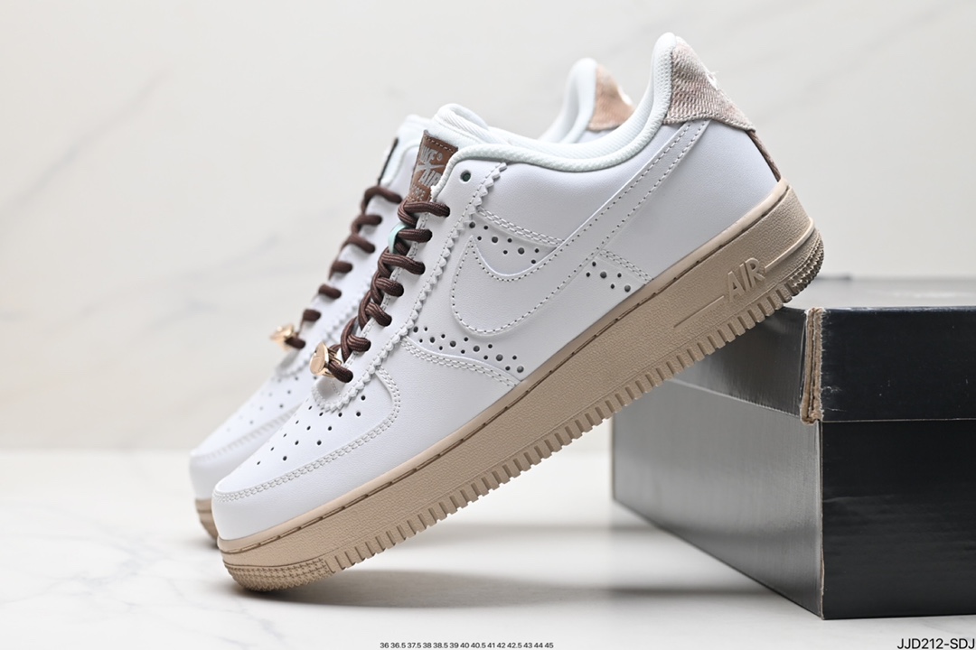 Nike Air Force 1 Shoes